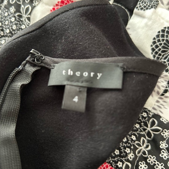Theory NKAY classical dress.  Size 4 - Picture 5 of 6